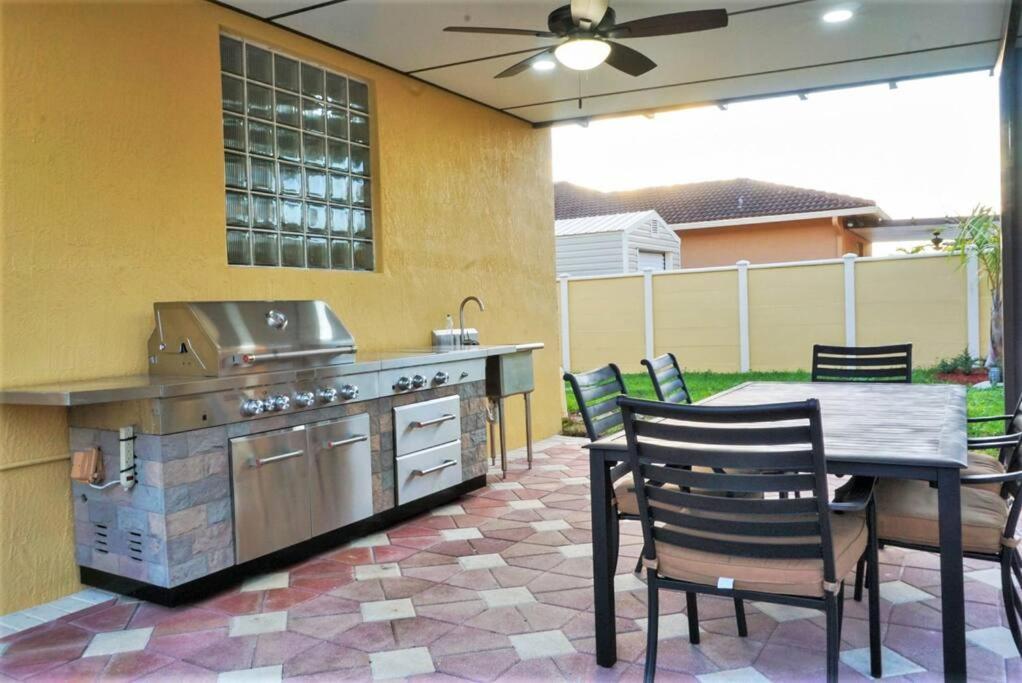 New Luxury Vacation Dream Rental- Sleeps 15! Miami Ngoại thất bức ảnh