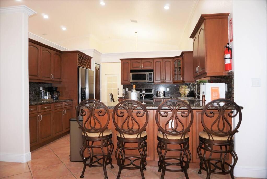 New Luxury Vacation Dream Rental- Sleeps 15! Miami Ngoại thất bức ảnh